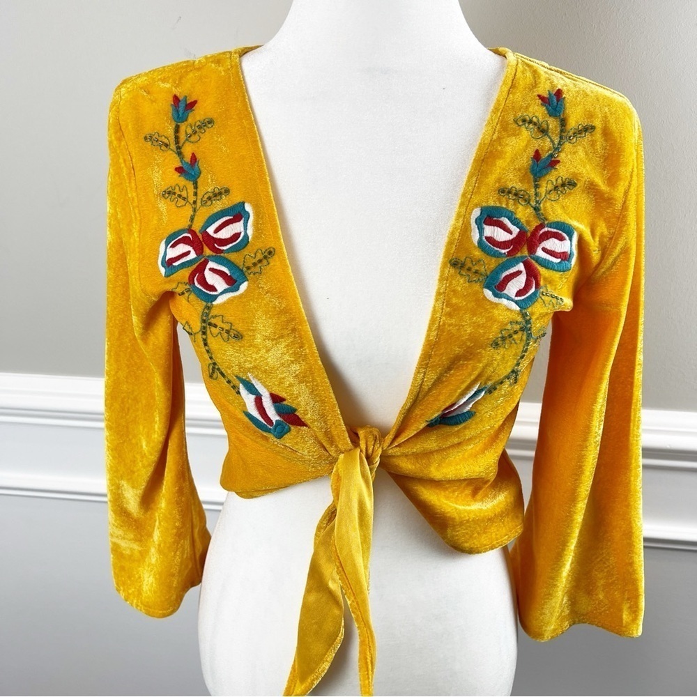 NEW Raga Tie Top Embroidered Beaded Velour Floral size S